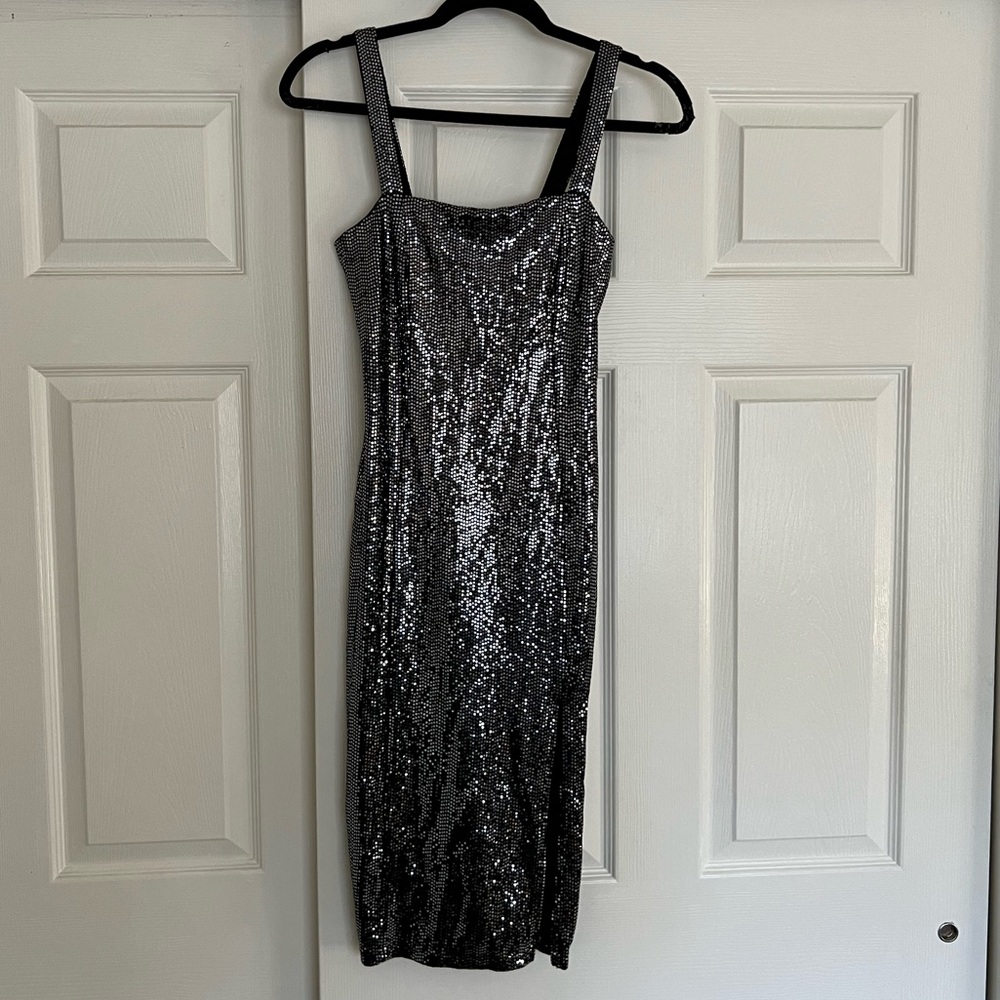 Forever 21 Sequin Midi Dress Size Small